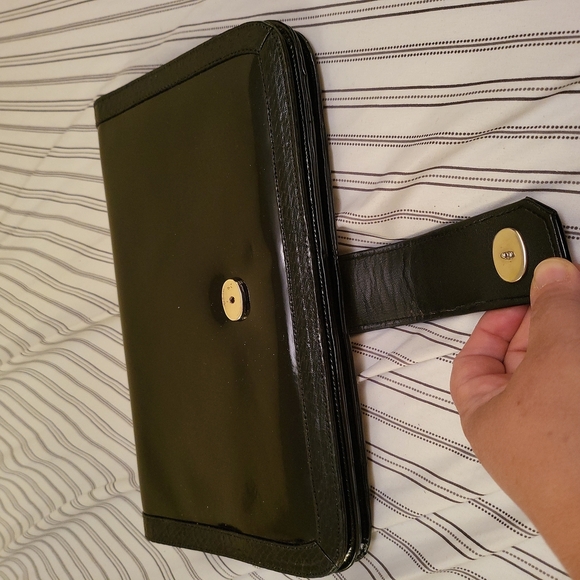 Vintage 1970s clutch/Shoulder patent leather bag - Picture 2 of 7